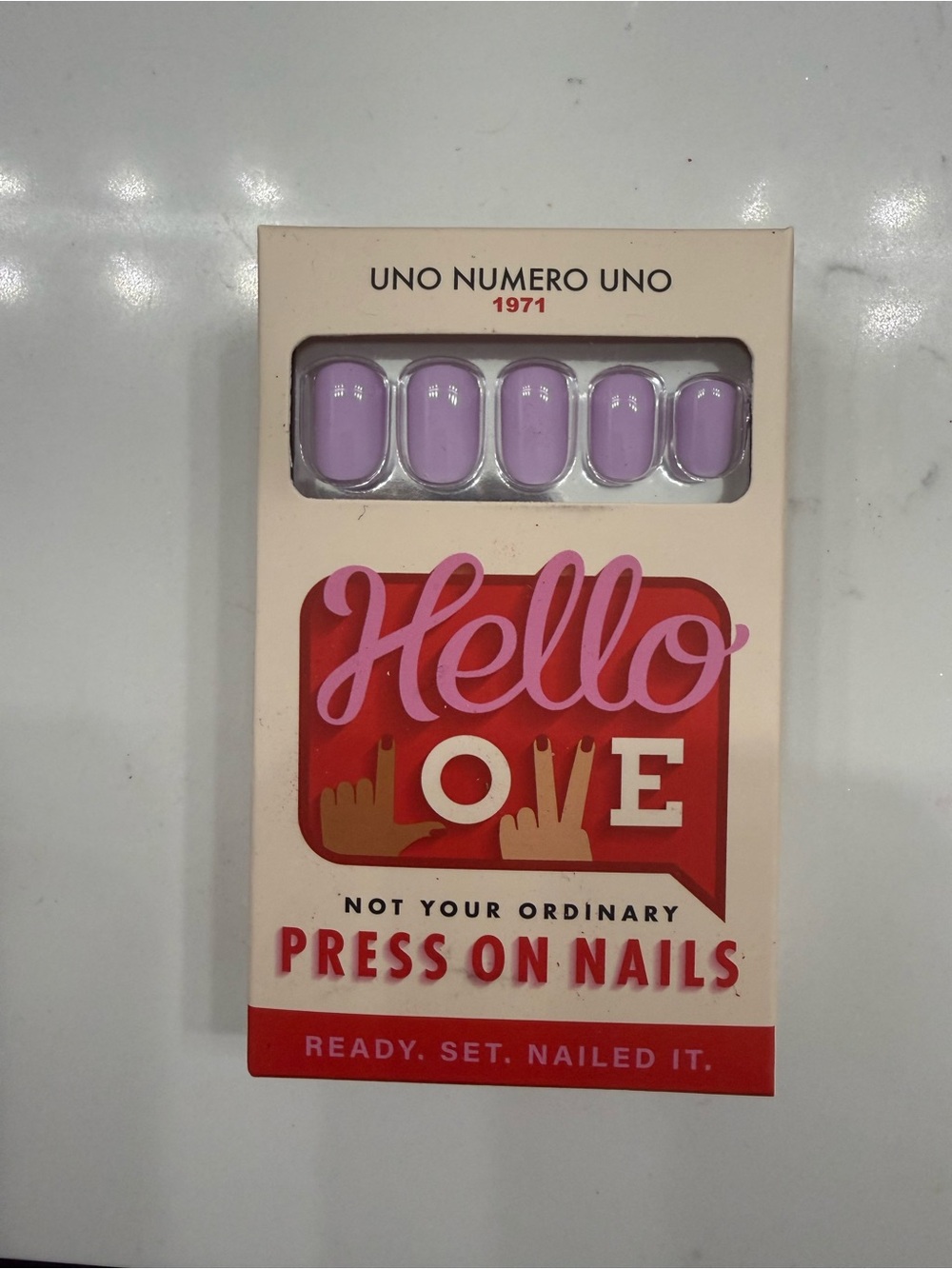 UNO NUMERO UNO Hello Love Press On Nails